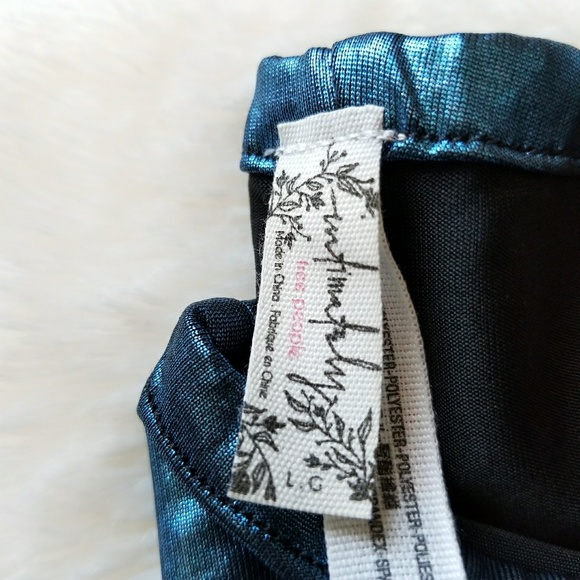 *SOLD*Free People Metallic Blue Legging! - Picture 8 of 8